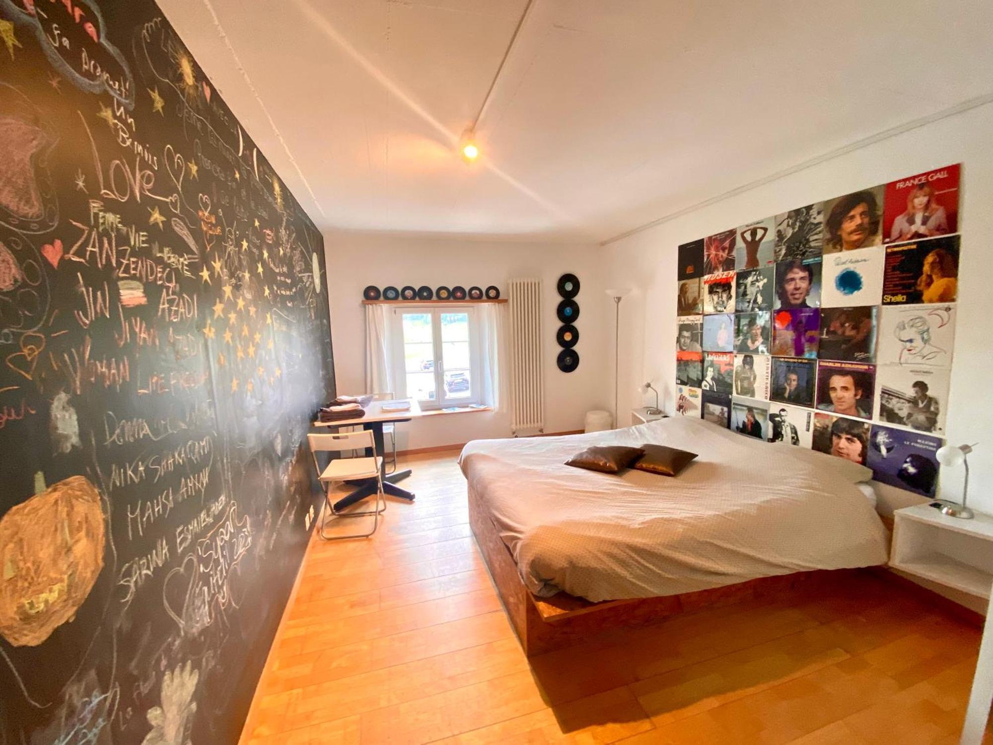 Cafe Du Soleil Hotel Saignelégier Екстериор снимка